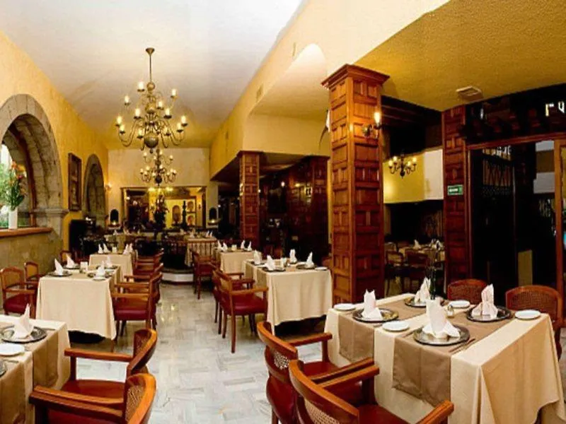 Hotel De Mendoza Guadalajara