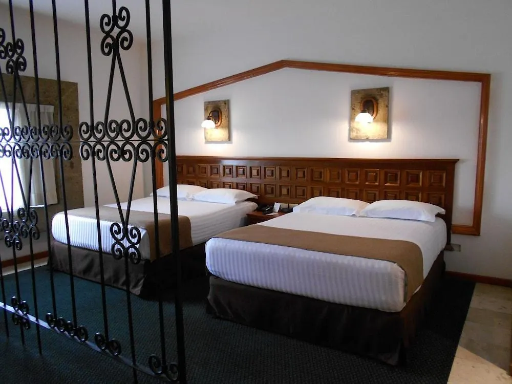 Hotel De Mendoza Guadalajara