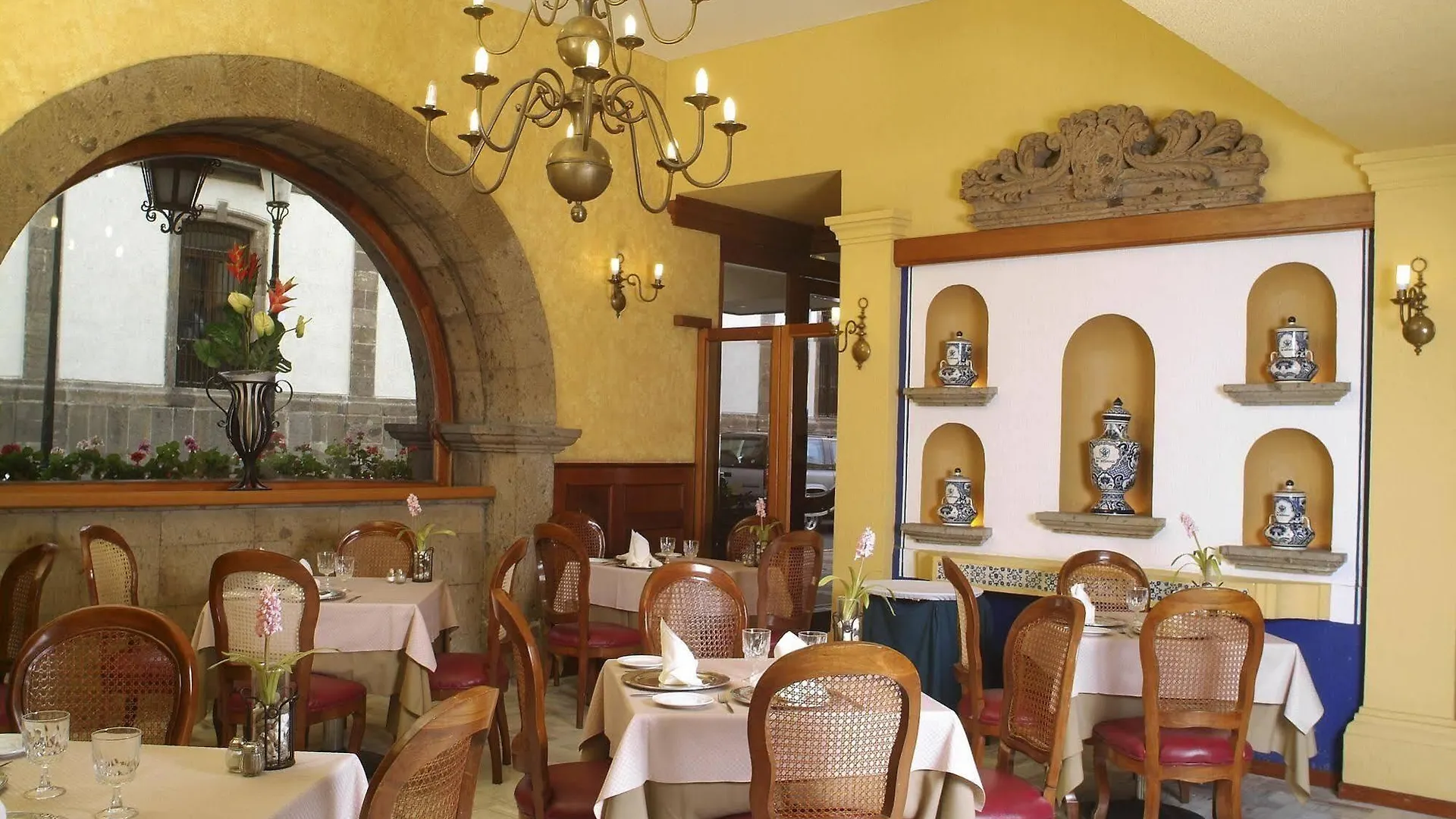 Hotel De Mendoza Guadalajara